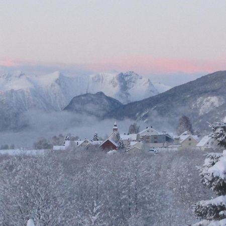Apartment Dreamvalley Isfjorden Esterno foto