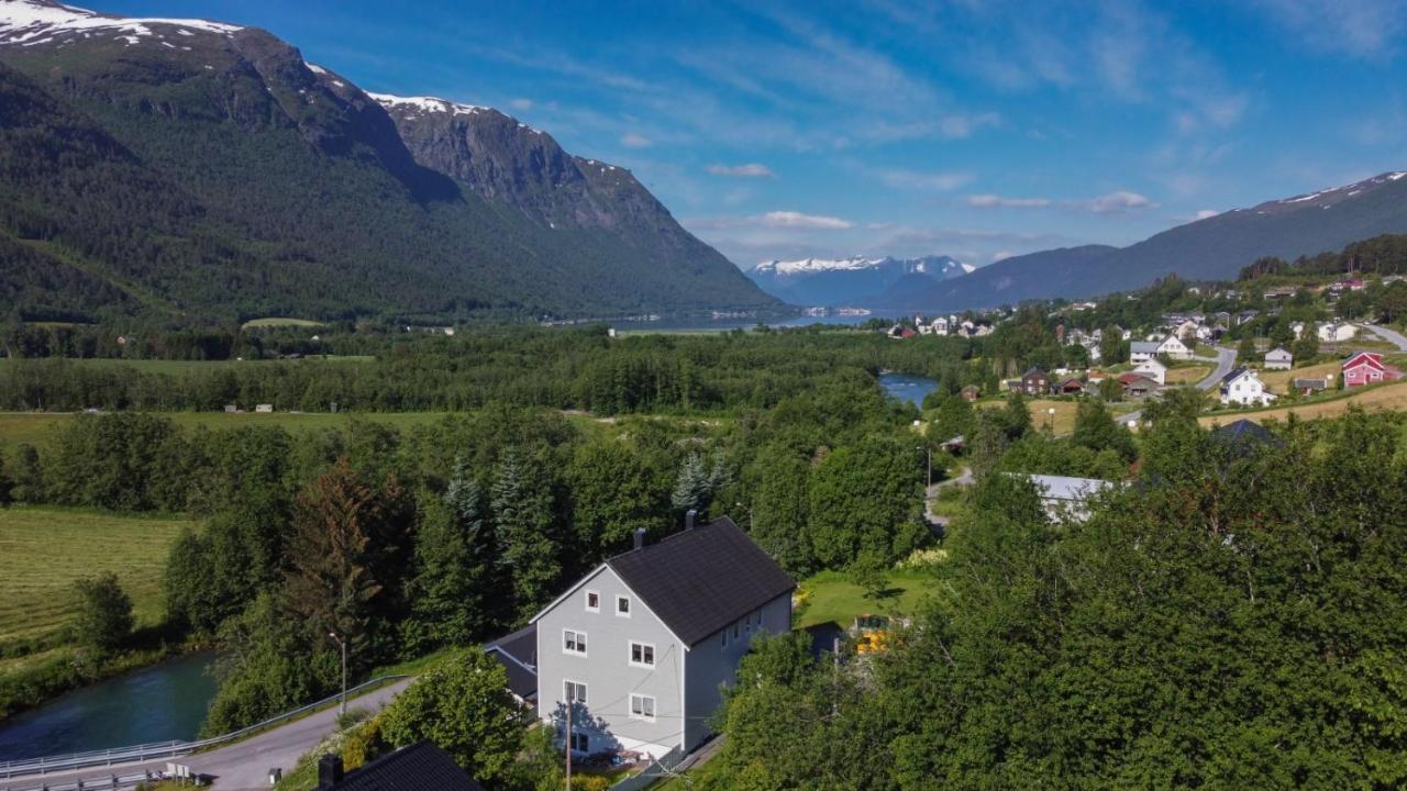 Apartment Dreamvalley Isfjorden Esterno foto